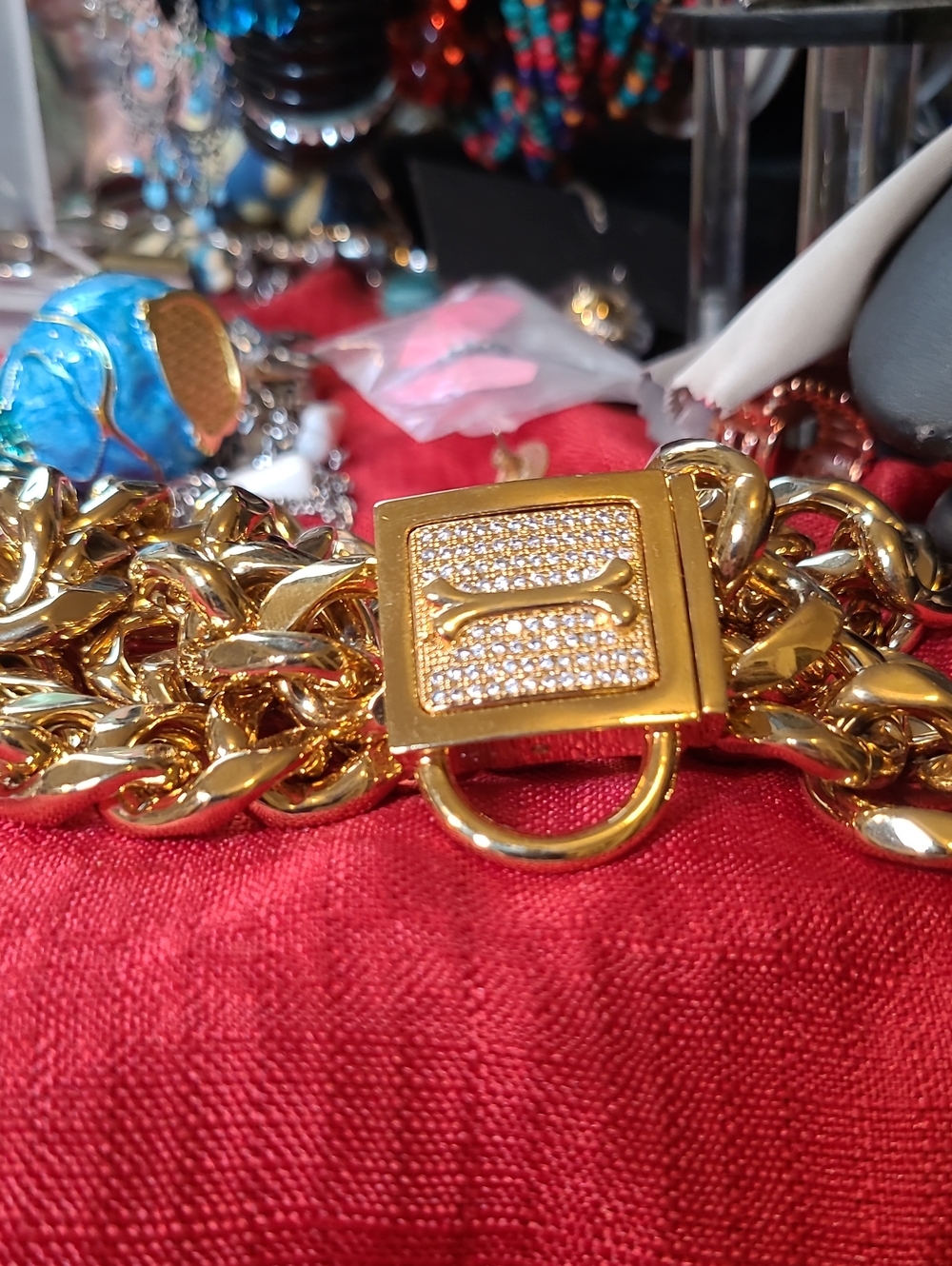 Goldtone Necklace heavy